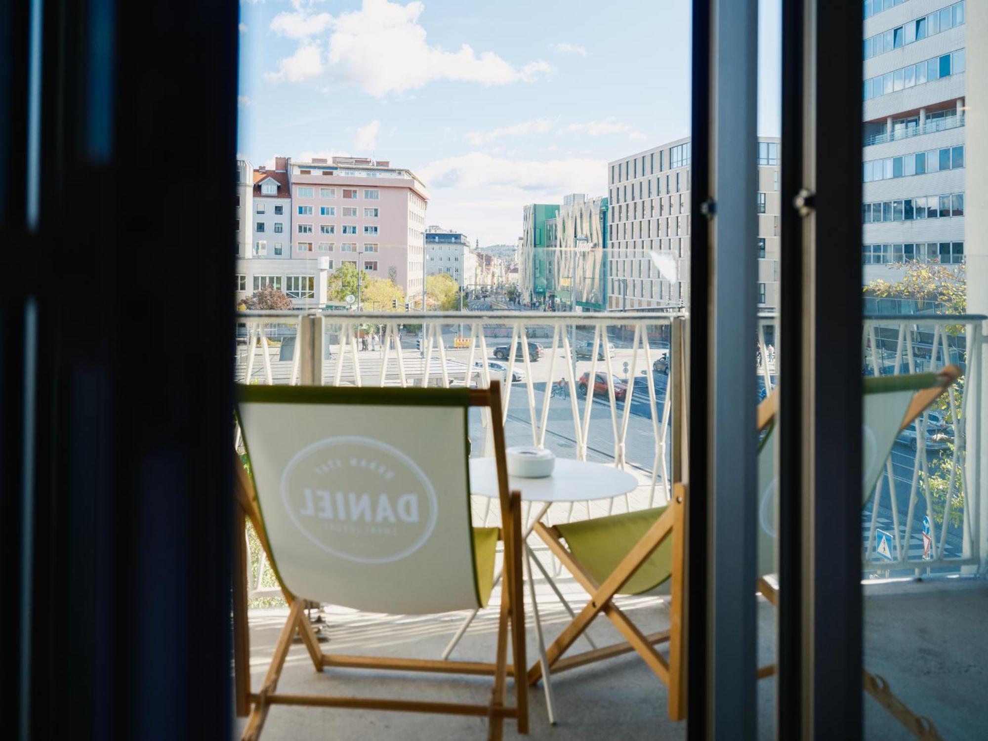 Hotel Daniel Graz - Smart Lifestyle Near City Centre Екстериор снимка