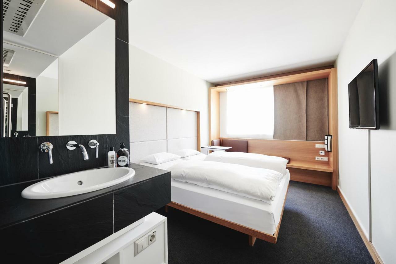 Hotel Daniel Graz - Smart Lifestyle Near City Centre Екстериор снимка